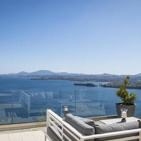 Monte Leone By Konnect With Pool, Hot Tub, & Stunning Seaview Villa