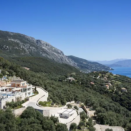 빌라 Monte Leone By Konnect With Pool, Hot Tub, & Stunning Seaview *